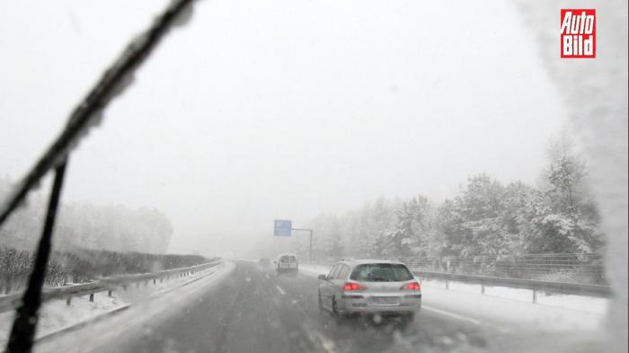 Οδήγηση τον χειμώνα: Ποια λάθη πρέπει να αποφύγουμε